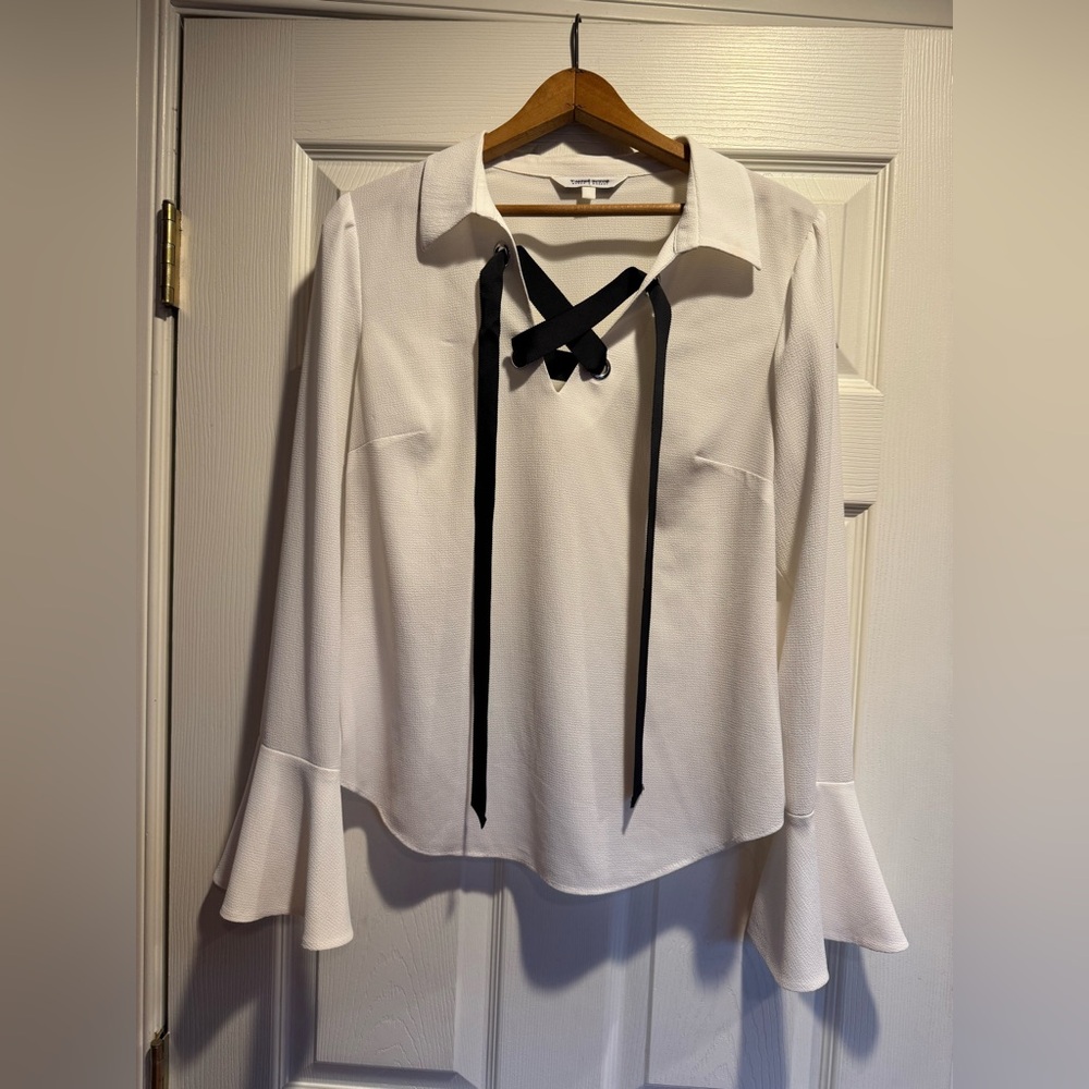 WHBM Cream Top Sz 6